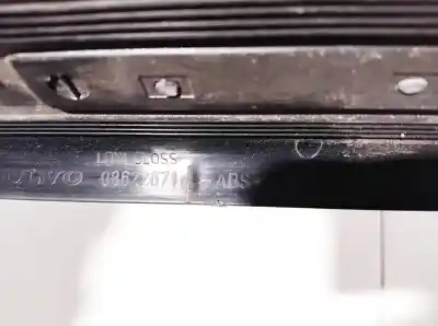 Pezzo di ricambio per auto di seconda mano plastica per volvo v50 (545) 2.0 d riferimenti oem iam 08622671  