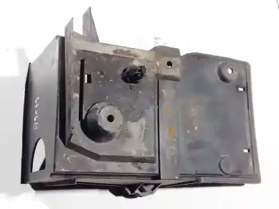 Pezzo di ricambio per auto di seconda mano Medio per VOLVO V50 (545) 2.0 D Riferimenti OEM IAM   