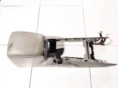 Pezzo di ricambio per auto di seconda mano bracciolo centrale per kia sorento 2.5 crdi ex riferimenti oem iam 846113e900