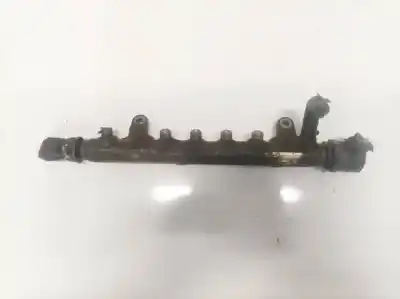 Pièce détachée automobile d'occasion RAMPE D'INJECTEUR pour VOLKSWAGEN GOLF VI (5K1)  Références OEM IAM 03L130089  