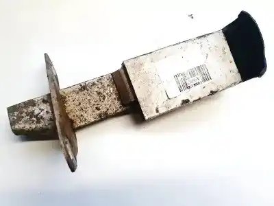 Peça sobressalente para automóvel em segunda mão reforço do pára choques traseiro por audi a4 avant (b5) 1.8 referências oem iam 8d0807332c  