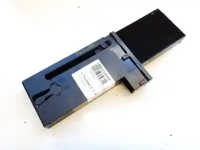Автозапчасти б/у пластики за audi a4 avant (8e) 2.7 tdi (dpf) ссылки oem iam 8e1841561d