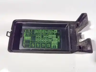 Second-hand car spare part fuse box unit for kia sorento 2.5 crdi ex oem iam references   