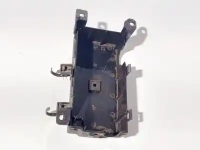 Second-hand car spare part fuse box unit for kia sorento 2.5 crdi ex oem iam references   