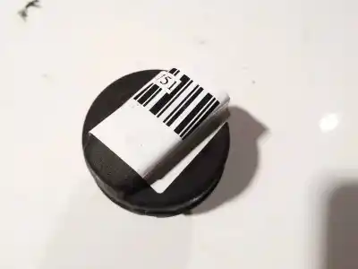 Автозапчасти б/у наружная крышка топлива за audi 80 avant 1.9 tdi ссылки oem iam 