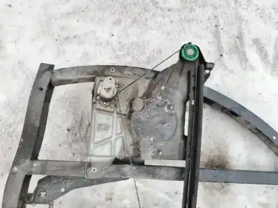 Second-hand car spare part rear right window regulator for audi a4 avant (b5) 1.8 oem iam references 8d0839400  