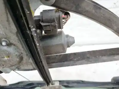 Автозапчастина б/у двигатель заднього правого скла для audi a4 avant (b5) 1.8 посилання на oem iam 0536001401  