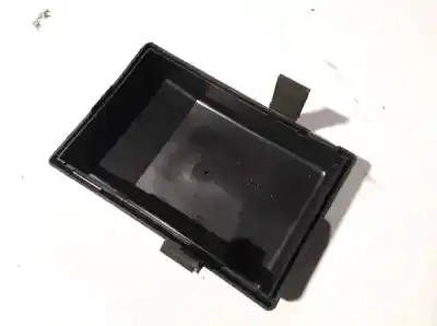 Second-hand car spare part fuse box unit for opel astra g caravan 1.7 16v dti cat (y 17 dt / lr6) oem iam references 09132702  