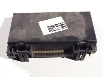 Peça sobressalente para automóvel em segunda mão caixa de fusíveis e relés por fiat punto (199) 1.2 cat referências oem iam 