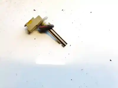 Peça sobressalente para automóvel em segunda mão sensor por ford mondeo iv 1.8 tdci referências oem iam 6652a  