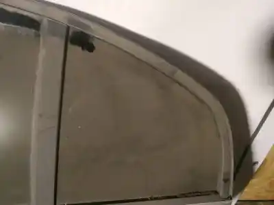 Peça sobressalente para automóvel em segunda mão vidro de custódia triangular traseiro esquerdo por skoda superb (3u4) 1.9 tdi referências oem iam as2