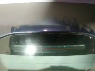 Peça sobressalente para automóvel em segunda mão farolim de travão central por volvo v50 (545) 2.0 d referências oem iam 