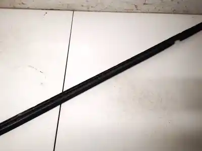 Pezzo di ricambio per auto di seconda mano plastiche per opel astra g caravan 1.7 16v dti cat (y 17 dt / lr6) riferimenti oem iam   