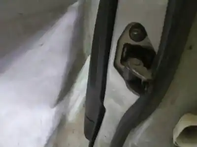 Second-hand car spare part hinge for volvo xc90 2.5 t (7 asientos) oem iam references 