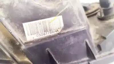 Second-hand car spare part right headlight for dodge journey 2.0 16v crd cat oem iam references 05067788aa  