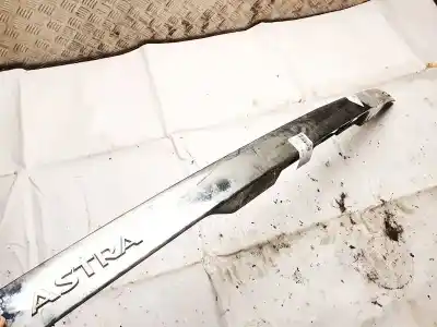 Автозапчастина б/у зовнішня ручка ворот для opel astra h caravan 1.9 cdti посилання на oem iam 