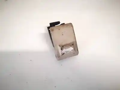 Peça sobressalente para automóvel em segunda mão plásticos por kia sportage (km) 2.0 crdi referências oem iam 