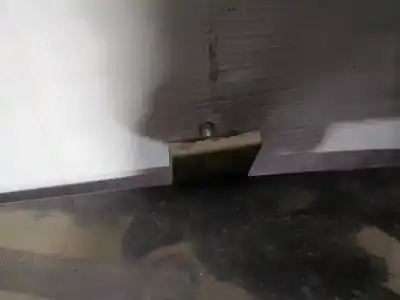 Автозапчасти б/у амортизаторы багажника/двери за volkswagen golf v variant (1k5) 1.4 ссылки oem iam   