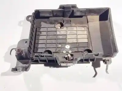 Pezzo di ricambio per auto di seconda mano medio per renault megane ii (bm0/1_, cm0/1_) 1.4 16v (bm0b. cm0b) riferimenti oem iam 8200166032  