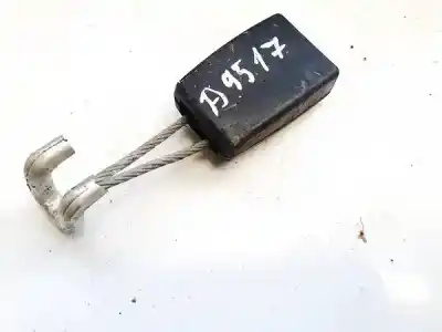 Автозапчасти б/у левый задний крюк ремня за audi a4 avant (b5) 1.9 tdi ссылки oem iam 8d0857740a  
