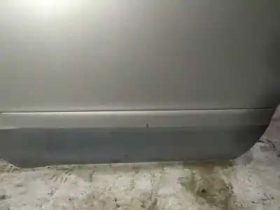 Pezzo di ricambio per auto di seconda mano plastica per opel zafira b 1.9 cdti riferimenti oem iam   