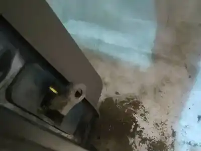 Second-hand car spare part hinge for nissan note (e11e) 1.6 16v cat oem iam references 