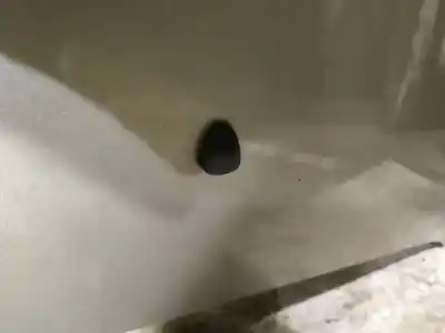 Second-hand car spare part plastics for kia sorento 2.5 crdi ex oem iam references   