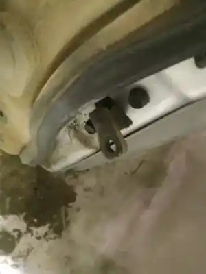 Second-hand car spare part hinge for kia sorento 2.5 crdi ex oem iam references 