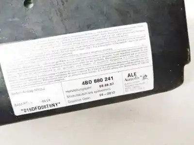 Автозапчасти б/у левая боковая подушка безопасности за audi a6, c5 1997.01 - 2001.08 2.4 121kw 1997.02 - 2005.01 ссылки oem iam 4b0880241  bam-pt1-0614