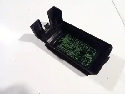 Second-hand car spare part fuse box unit for kia sorento 2.5 crdi ex oem iam references   