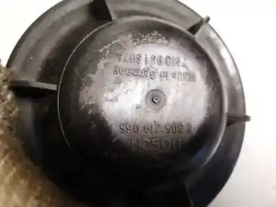 Pezzo di ricambio per auto di seconda mano plastica per ford galaxy (vx) 1.9 tdi cat riferimenti oem iam 7m0941607a  1305219065