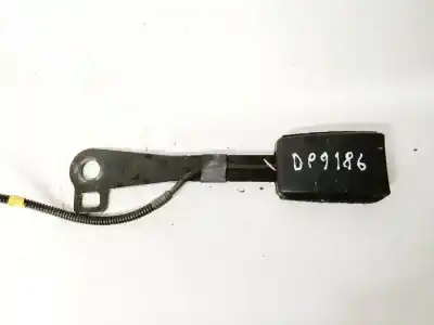 Pezzo di ricambio per auto di seconda mano gancio cintura anteriore destro per kia ceed (ed) 1.6 crdi 115 riferimenti oem iam 6100816a
