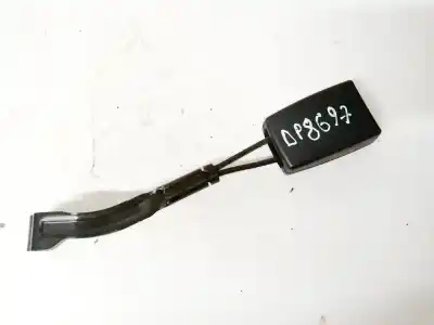 Peça sobressalente para automóvel em segunda mão chicote / encaixe cinto segurança dianteiro direito por ford focus lim. (cb8) 1.6 tdci cat referências oem iam 1z1858472c