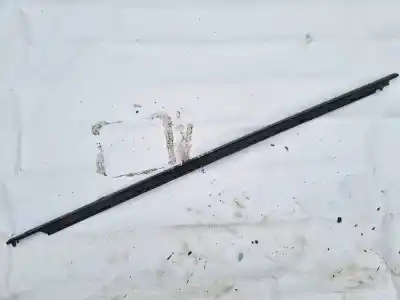 Peça sobressalente para automóvel em segunda mão plásticos por land rover evoque 2018 --> 1.5 hybrid 227kw referências oem iam k8d2201a39ad