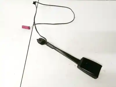 Peça sobressalente para automóvel em segunda mão chicote / encaixe cinto segurança dianteiro direito por ford focus lim. (cb8) 1.6 tdci cat referências oem iam 620392200b