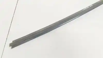 Peça sobressalente para automóvel em segunda mão plásticos por peugeot 406 (8b) 2.0 hdi 110 referências oem iam 