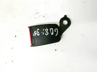 Автозапчасти б/у крюк для ремня задний правый за audi a4 avant (b5) 1.8 ссылки oem iam 
