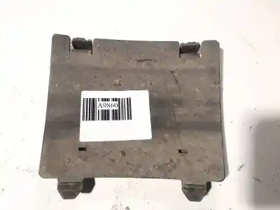 Peça sobressalente para automóvel em segunda mão cave de roda dianteira direita por opel zafira b 1.9 cdti referências oem iam 13125606