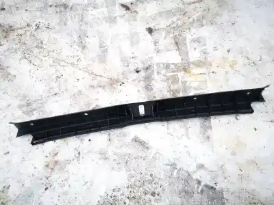 Pezzo di ricambio per auto di seconda mano plastica per toyota corolla (e11) 2.0 d-4d linea sol riferimenti oem iam 6471613120  64716-13120