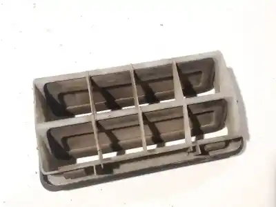 Pezzo di ricambio per auto di seconda mano plastica per opel zafira b 1.9 cdti riferimenti oem iam   