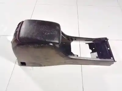 Автозапчастина б/у центральний подлокник для ssangyong rexton / rexton ii (gab_) 2.7 xdi 4x4 посилання на oem iam 7791008002
