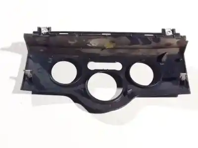 Автозапчасти б/у передние молдинги за renault kangoo (f/kc0) 1.5 dci diesel ссылки oem iam 8200452966  