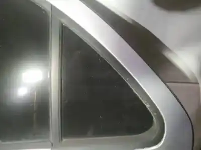 Second-hand car spare part left rear triangle quarter glass for kia sorento 2.5 crdi ex oem iam references 