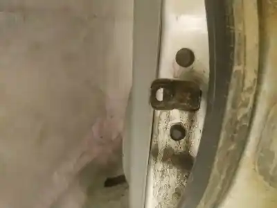 Second-hand car spare part hinge for kia sorento 2.5 crdi ex oem iam references 