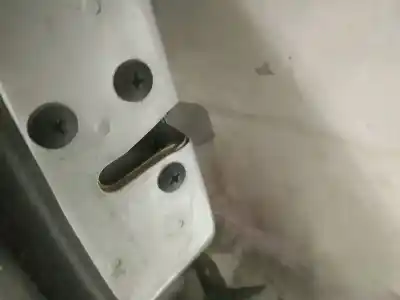 Second-hand car spare part rear left door lock for kia sorento 2.5 crdi ex oem iam references 