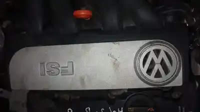 Автозапчасти б/у крышка двигателя за volkswagen passat b6 variant (3c5) 2.0 fsi ссылки oem iam 06f129208c