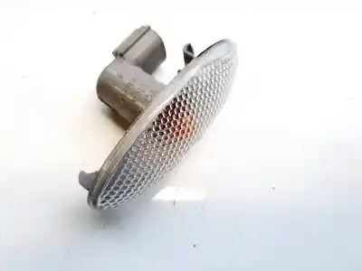 Pièce détachée automobile d'occasion feu de côté droit pour toyota rav 4 (a3) 2.2 d-4d cat références oem iam 817300d030  81730-0d030