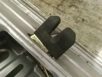 Peça sobressalente para automóvel em segunda mão fechadura do mala por audi 100 avant (c4) 2.5 tdi referências oem iam 