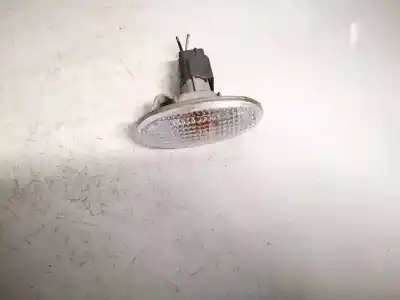 Peça sobressalente para automóvel em segunda mão farolim do lado esquerdo por mazda 3 (bk) 1.6 di turbo referências oem iam p2829