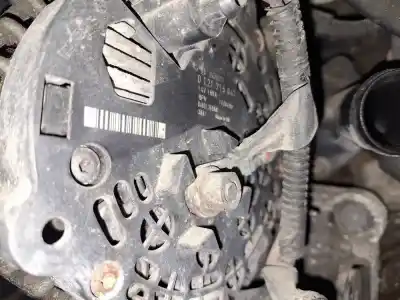 Pezzo di ricambio per auto di seconda mano alternatore per dodge journey 2.0 16v crd cat riferimenti oem iam 0121715047  
